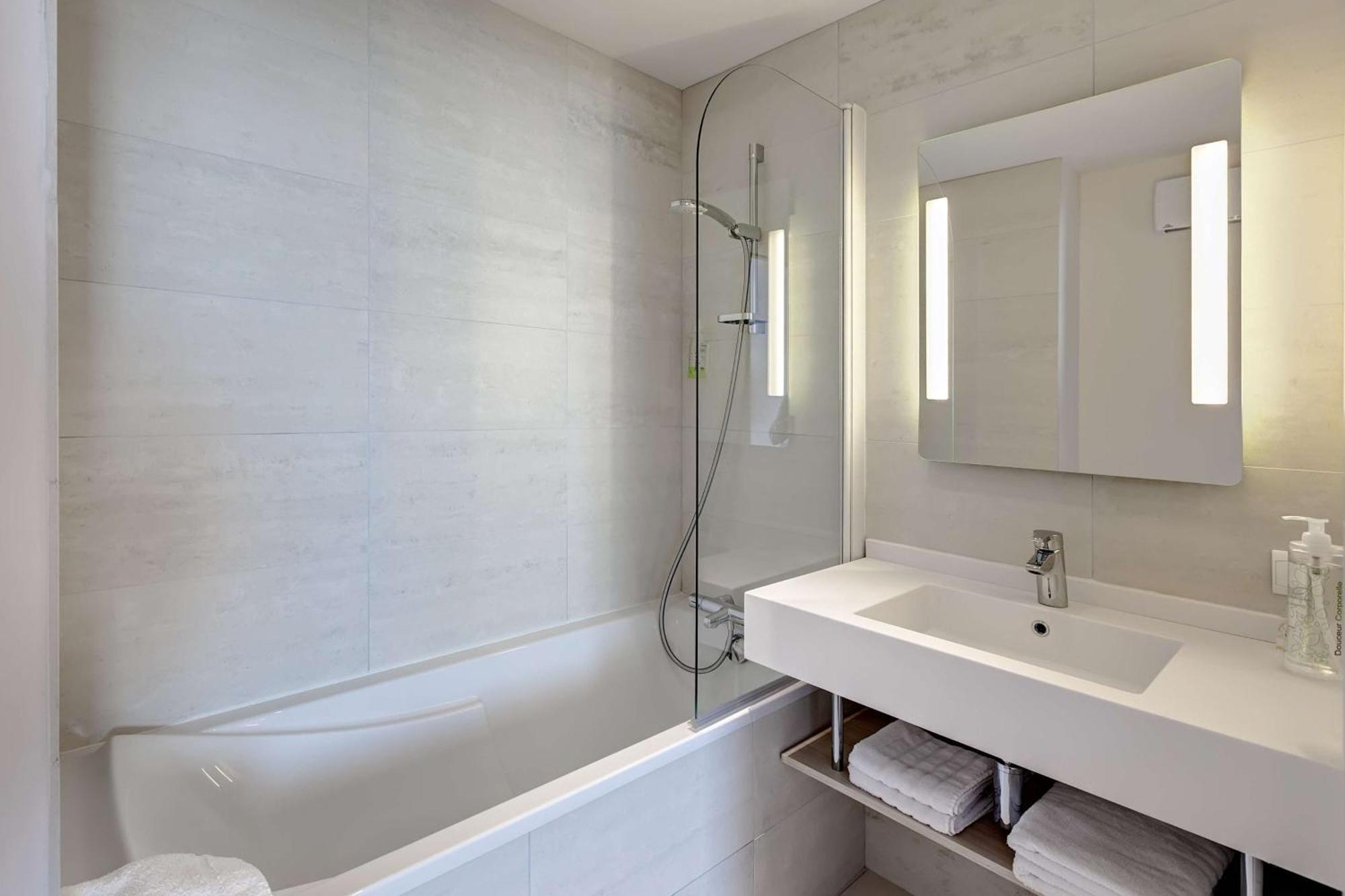 Brit Hotel Vendee Mer Les Achards  Dış mekan fotoğraf